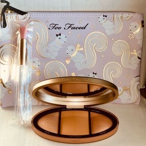 TOO FACED Turn Up The Light Highlighting Palette Woodland Creature Bag & Brush